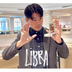 Libra by Johnny Kang
