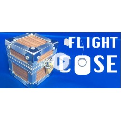 Flight Case by Leo Smetsers