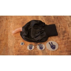 The Finger by Leo Smetsers