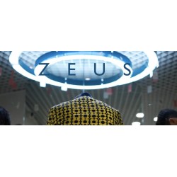 Zeus by Les French Twins